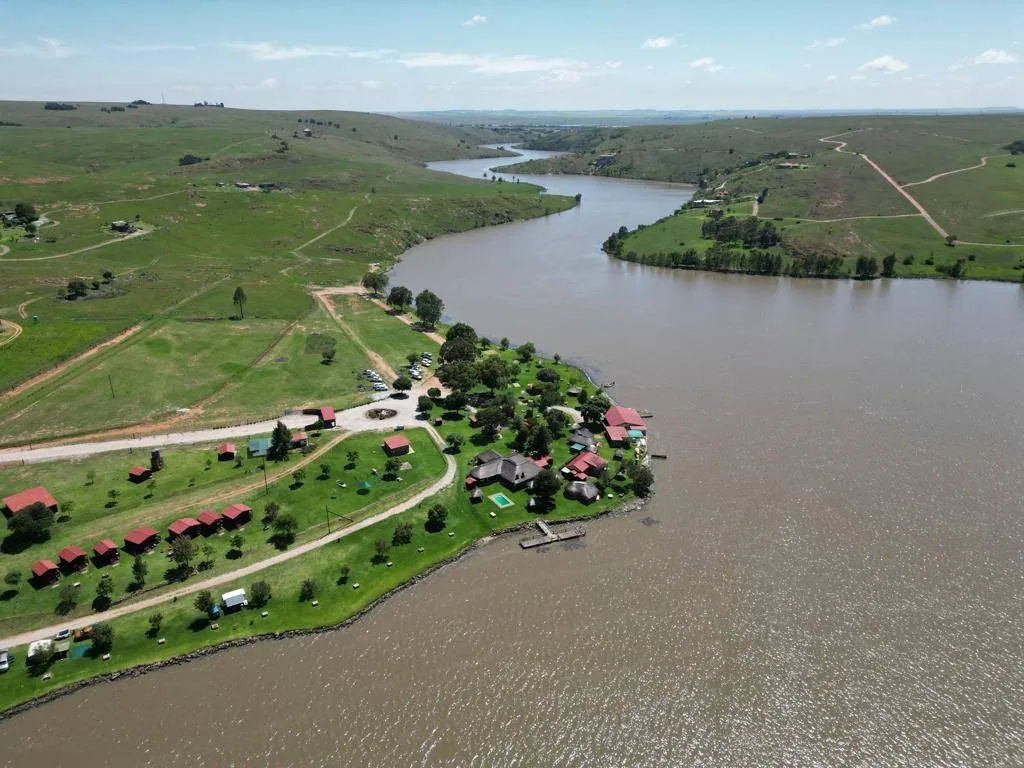 Wide aerial view of Witbank Dam and Maanlig Oord