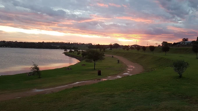 Waterside fishing area at sunset at Maanlig Oord
